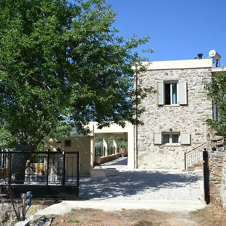 Κατάλυμα σε φάρμα Natura House
